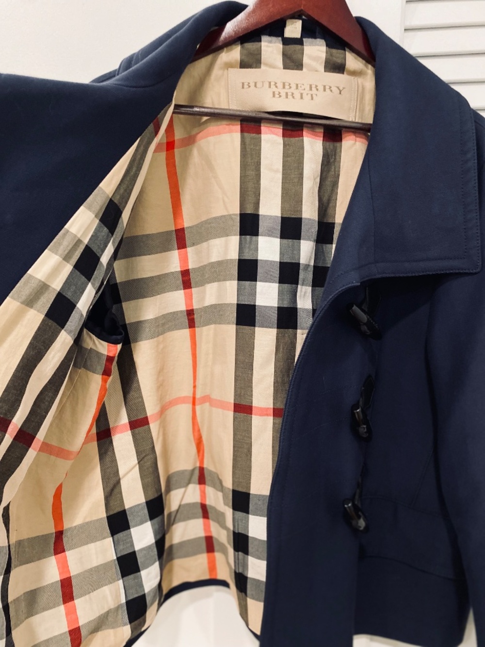 Burberry coat navy in pristine condition - Picture 2 of 5